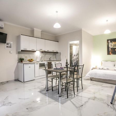 Del Sol #2 Meteora Luxurious Family Suites Kalambaka Zewnętrze zdjęcie