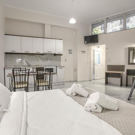 Del Sol #2 Meteora Luxurious Family Suites Kalambaka Zewnętrze zdjęcie