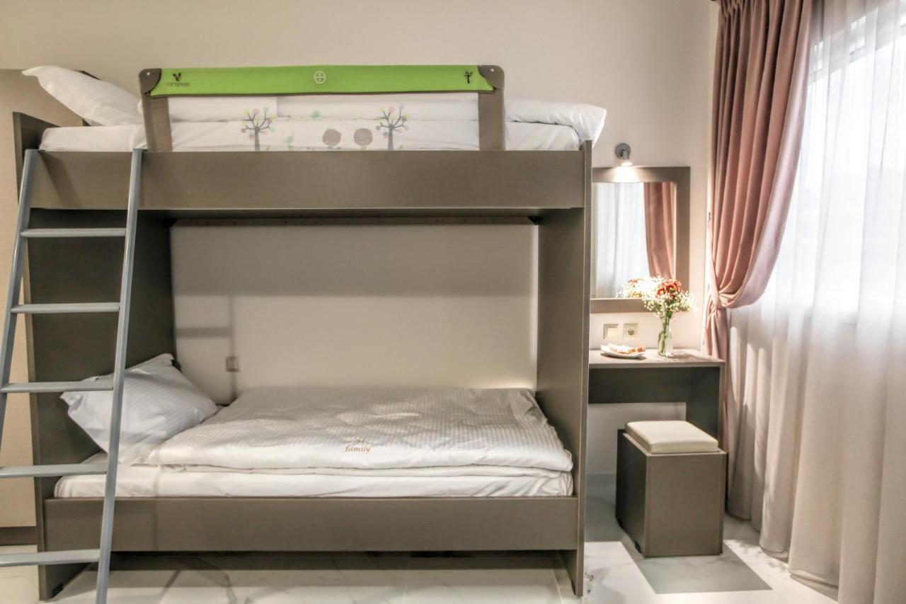 Del Sol #2 Meteora Luxurious Family Suites Kalambaka Zewnętrze zdjęcie