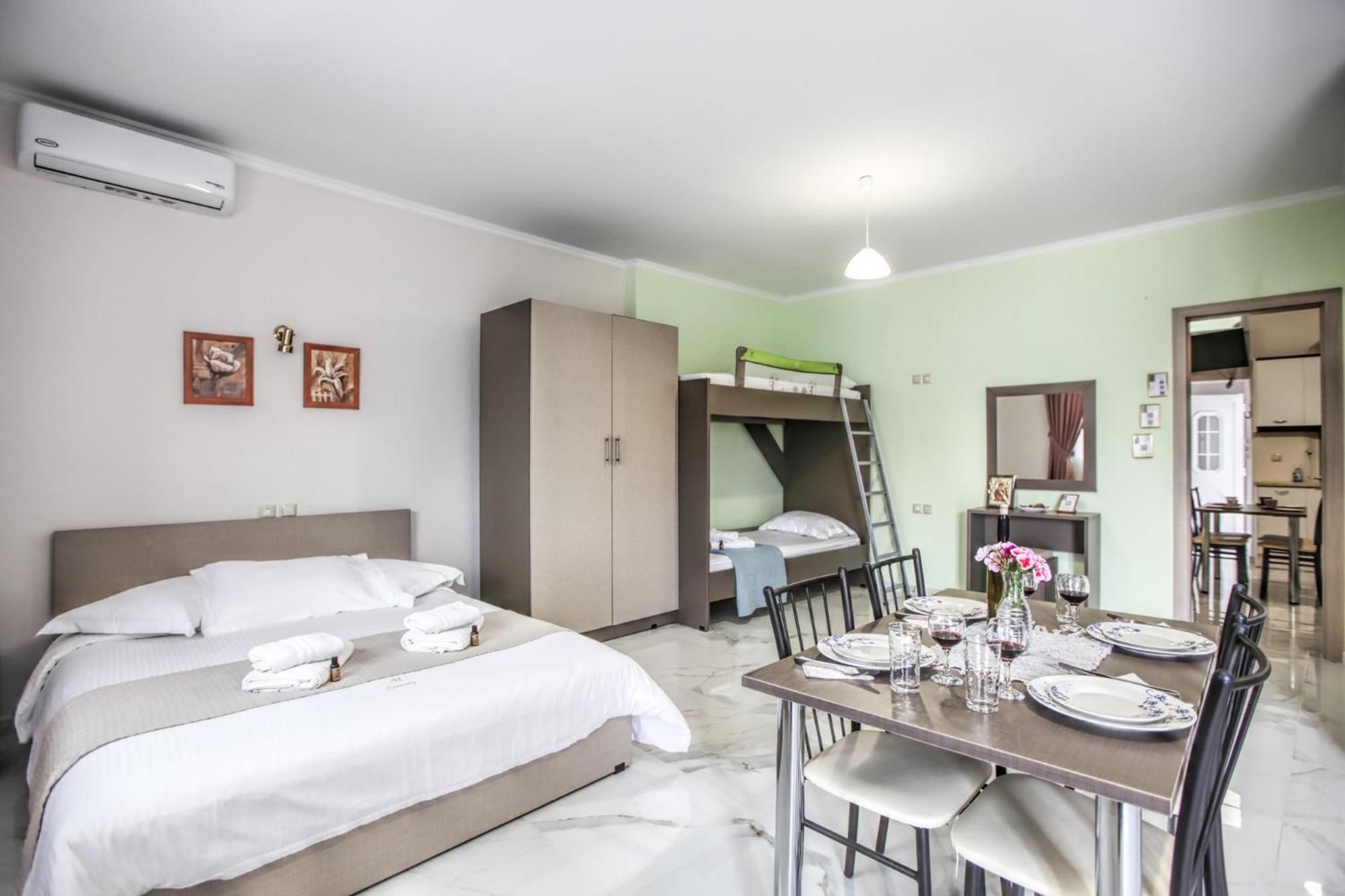Del Sol #2 Meteora Luxurious Family Suites Kalambaka Zewnętrze zdjęcie