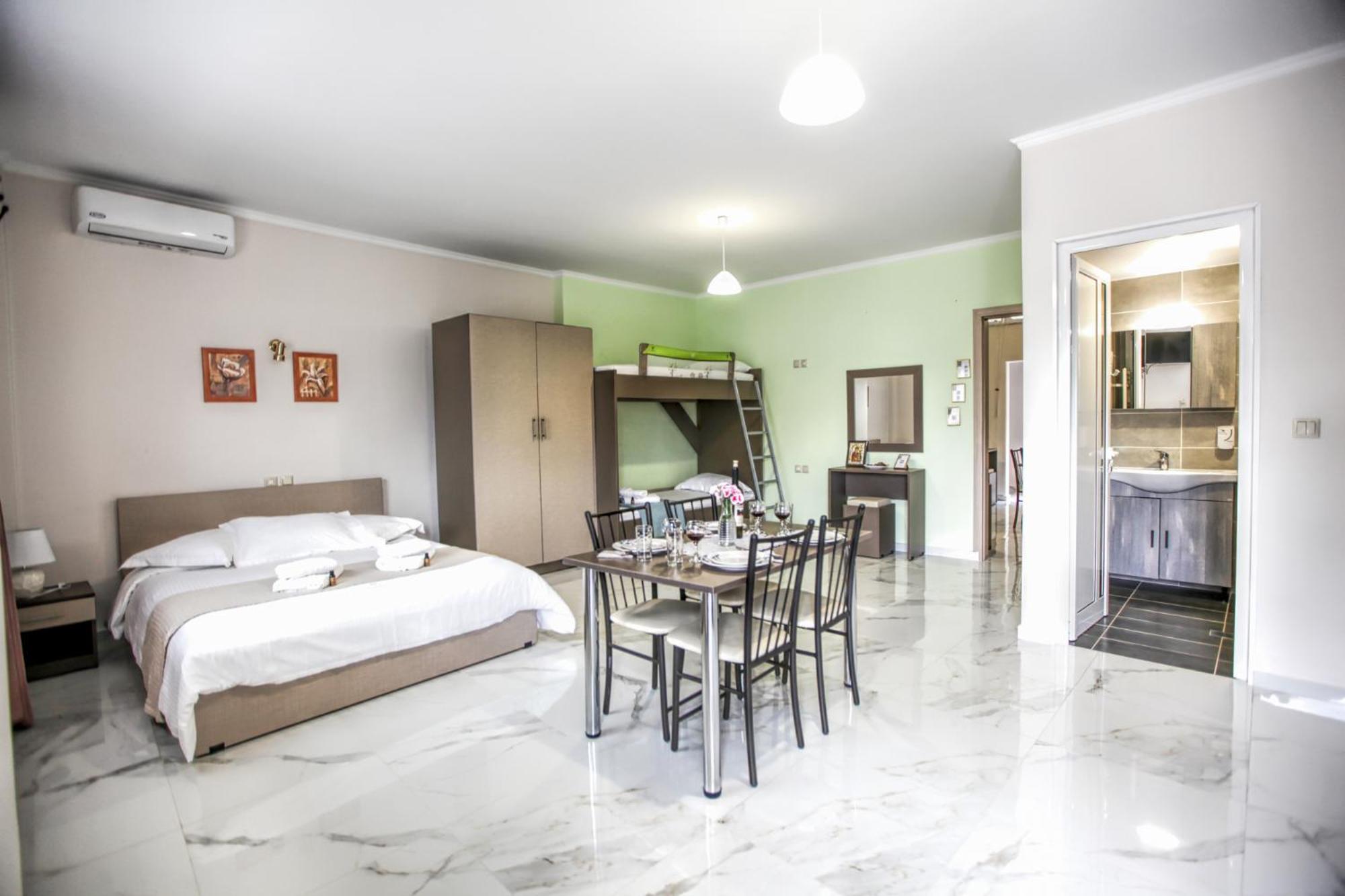 Del Sol #2 Meteora Luxurious Family Suites Kalambaka Zewnętrze zdjęcie