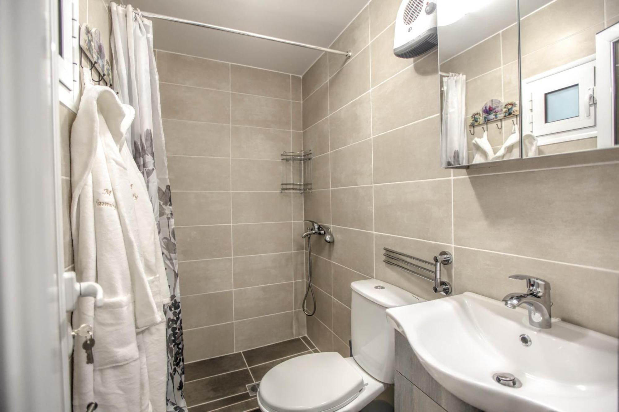 Del Sol #2 Meteora Luxurious Family Suites Kalambaka Zewnętrze zdjęcie