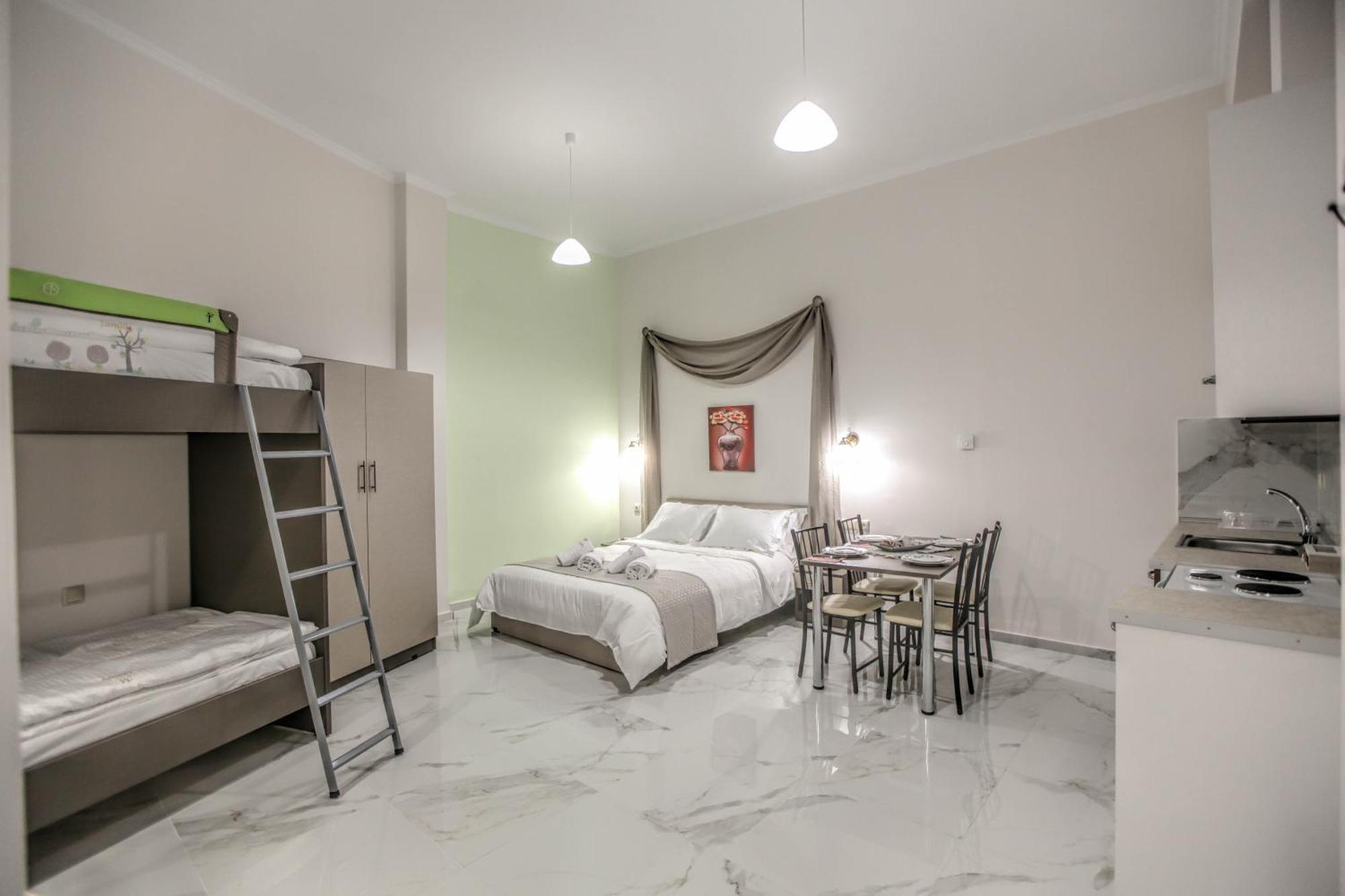 Del Sol #2 Meteora Luxurious Family Suites Kalambaka Zewnętrze zdjęcie